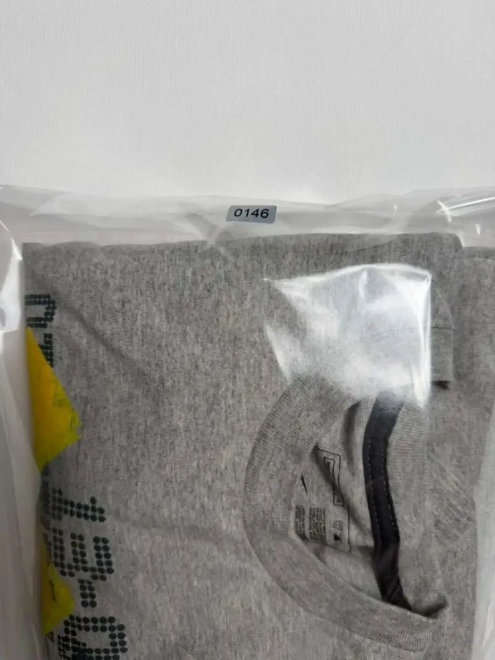 Nike Graphic T-Shirt Youth Boys Medium 10-12 Gray Cotton Tee